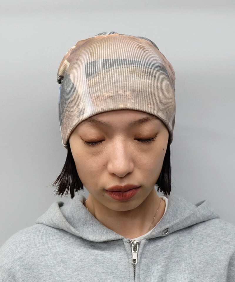 Labyrins Picture Beanie 12 | Shury
