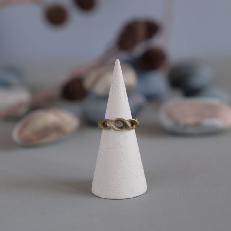 Kazenami Brass Pinky Ring | 鶫 tsugumi 銀小物製作所 o