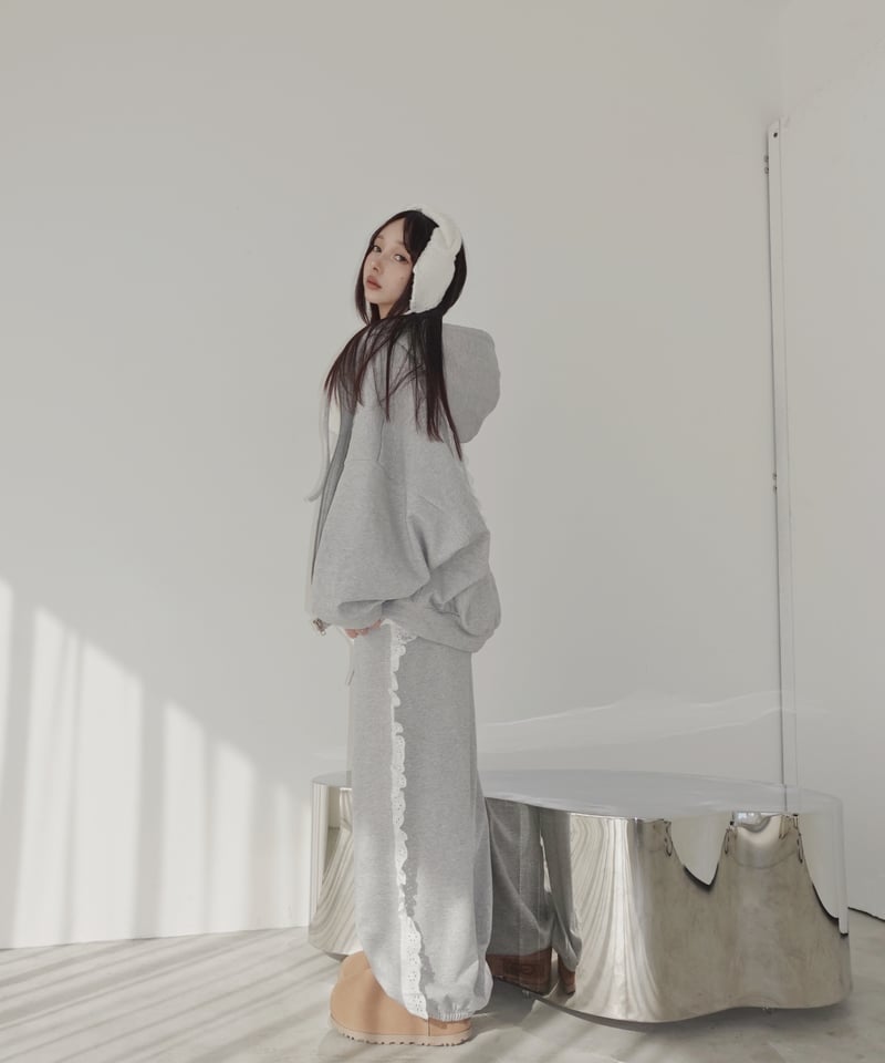 フリルスウェットパンツ /Frill Sweat Pants | FICTION TOKYO