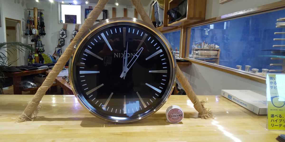 NIXON 『Sentry Wall Clock』 壁掛け時計 | FIX SURF SHOP