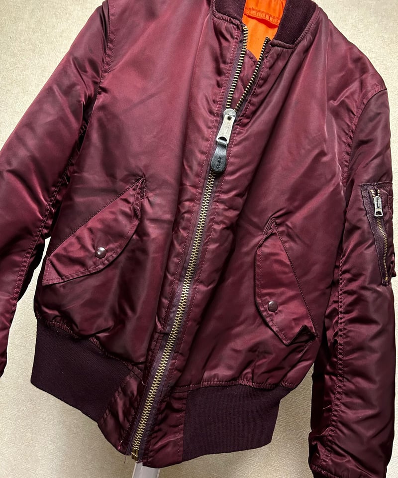 U.S.A.製時代80,s IDEALジッパー希少カラーMA-1〉U.S.A.製80年代AL