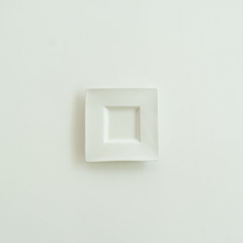 安藤雅信】リム正角小皿（白マット釉） | ギャルリ百草 online store