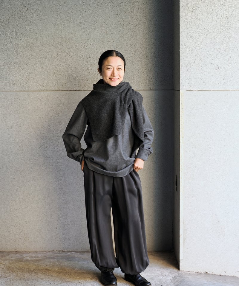 ARCHIVIO ダークグレー ハイネックシャツ ARCHIVIO ダークグレー ハイネックシャツ ARCHIVIO ダークグレー