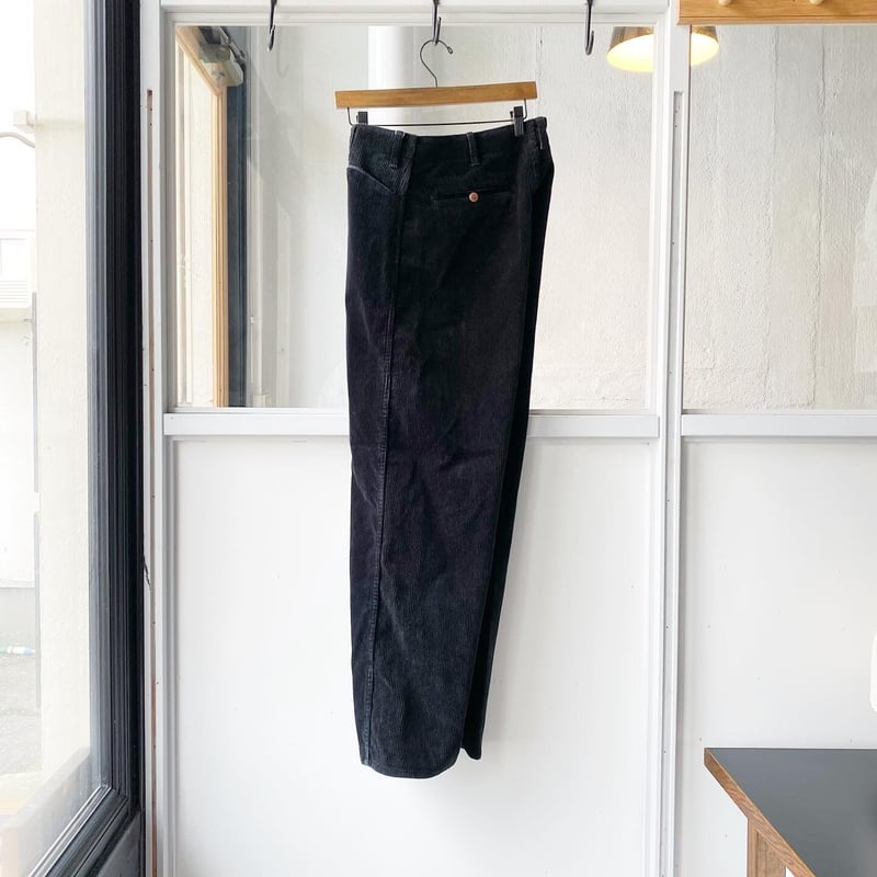 COMOLI コーデュロイ ワークパンツ | Less Higashikawa