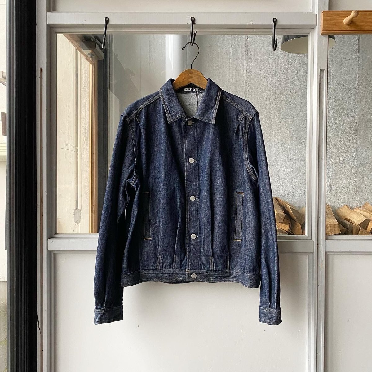 AURALEE WASHED HARD TWIST DENIM BLOUZON | Les