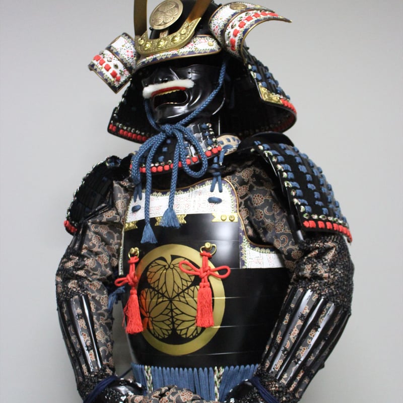 豪商旧家蔵出 五三桐家紋入大鎧 時代甲冑 二枚胴具足 大袖大身鎧 前立
