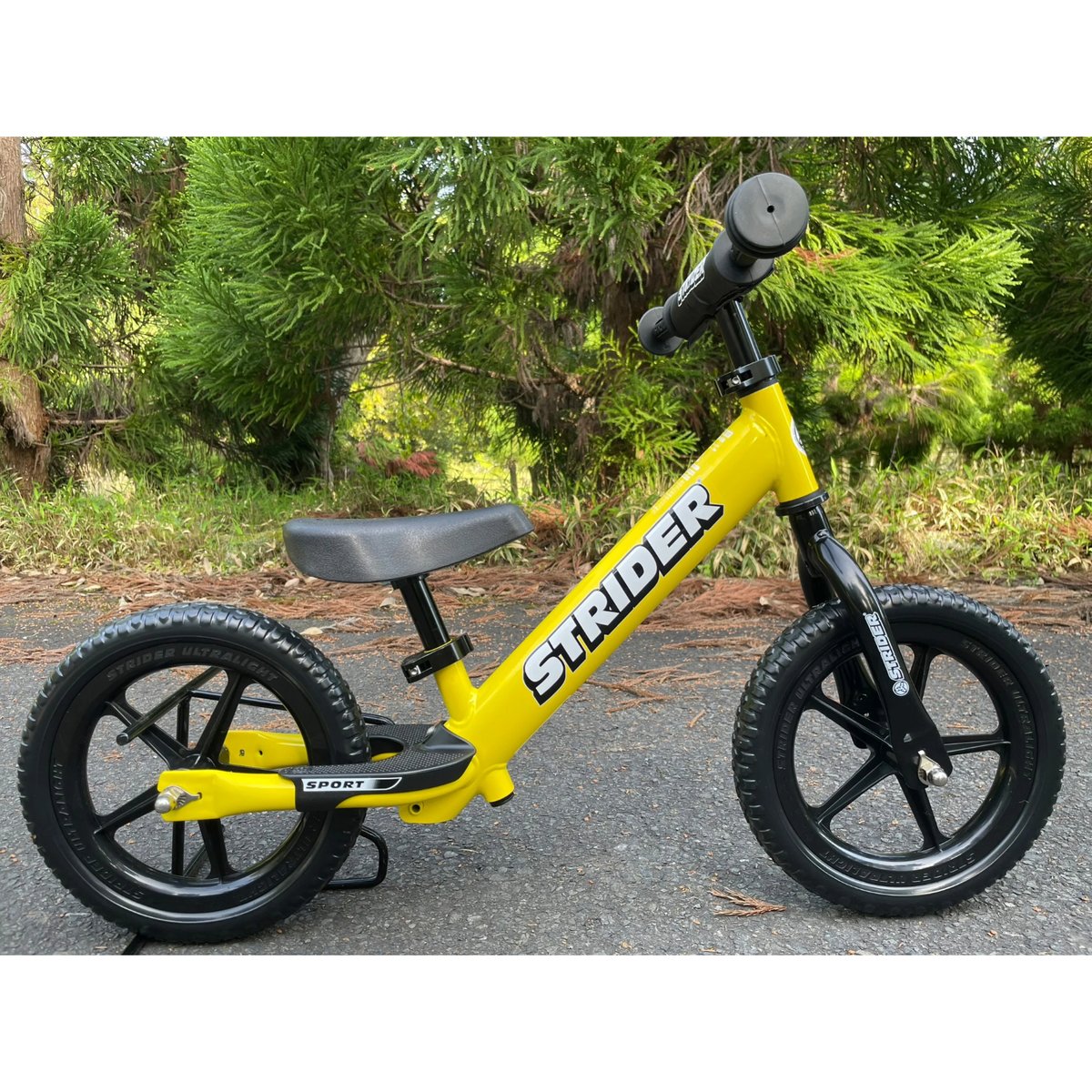 STRIDER 12 SPORT イエロー スポーツモデル ストライダー スポーツ