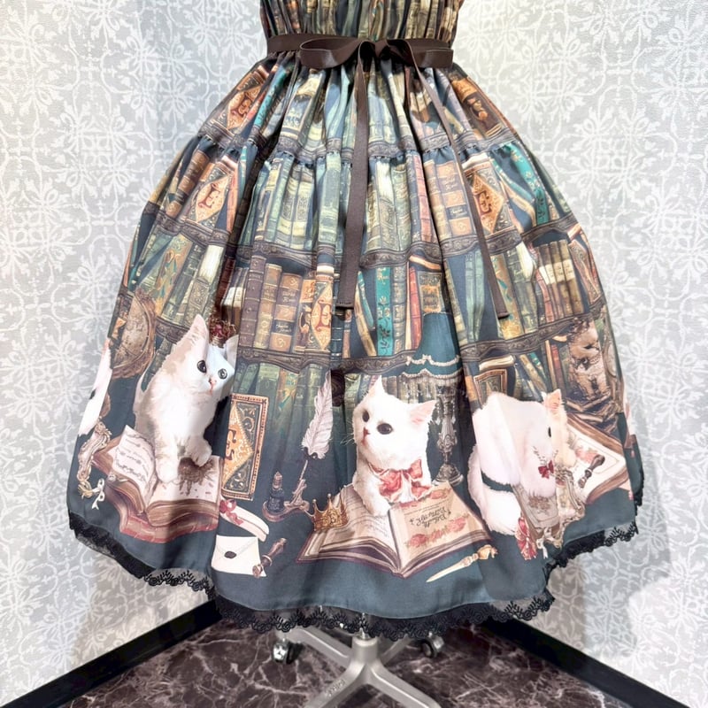 Enchantlic Enchantilly】Queen Cat 〜秘密の書斎〜 ワンピース