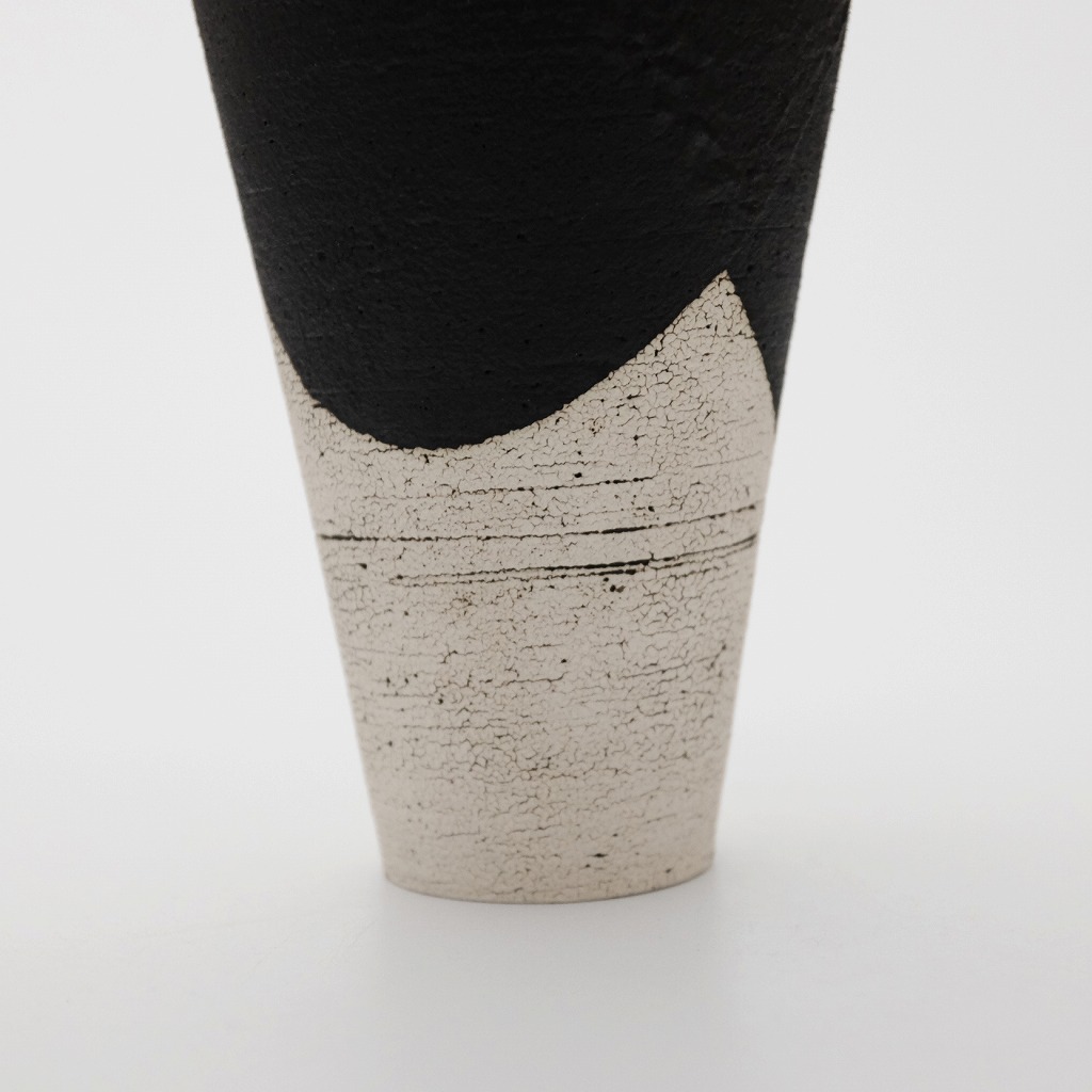 KANSAI NOGUCHI 野口寛斉 JOMON Yakishime Vase 19 | L
