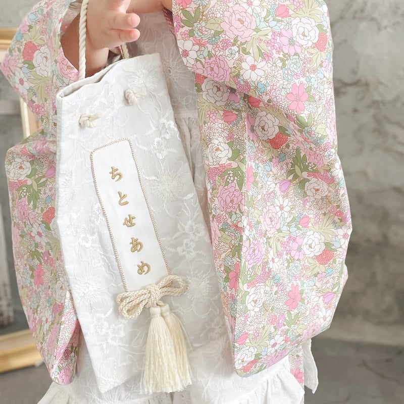 女の子七五三♡3歳♡ピンク 花柄刺繍 正絹高級お着物フルセット 七五三 着物 3歳 女の子 レンタル 正絹 ピンク 白 花と鈴 刺繍 高級