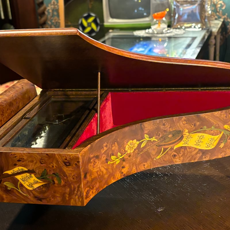 イタリア製 リュージュ 72弁 象嵌 ピアノオルゴール(Reuge