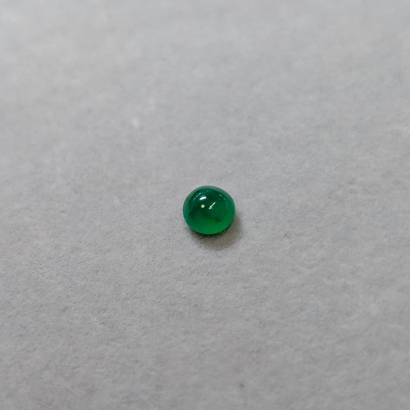 翡翠 0.872ct 5.97×5.75mm ラウンド カボション カット ルース