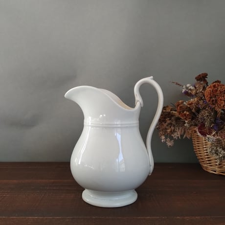 フランス陶磁器 水差し ピッチャー 花瓶 アンティーク ホワイト