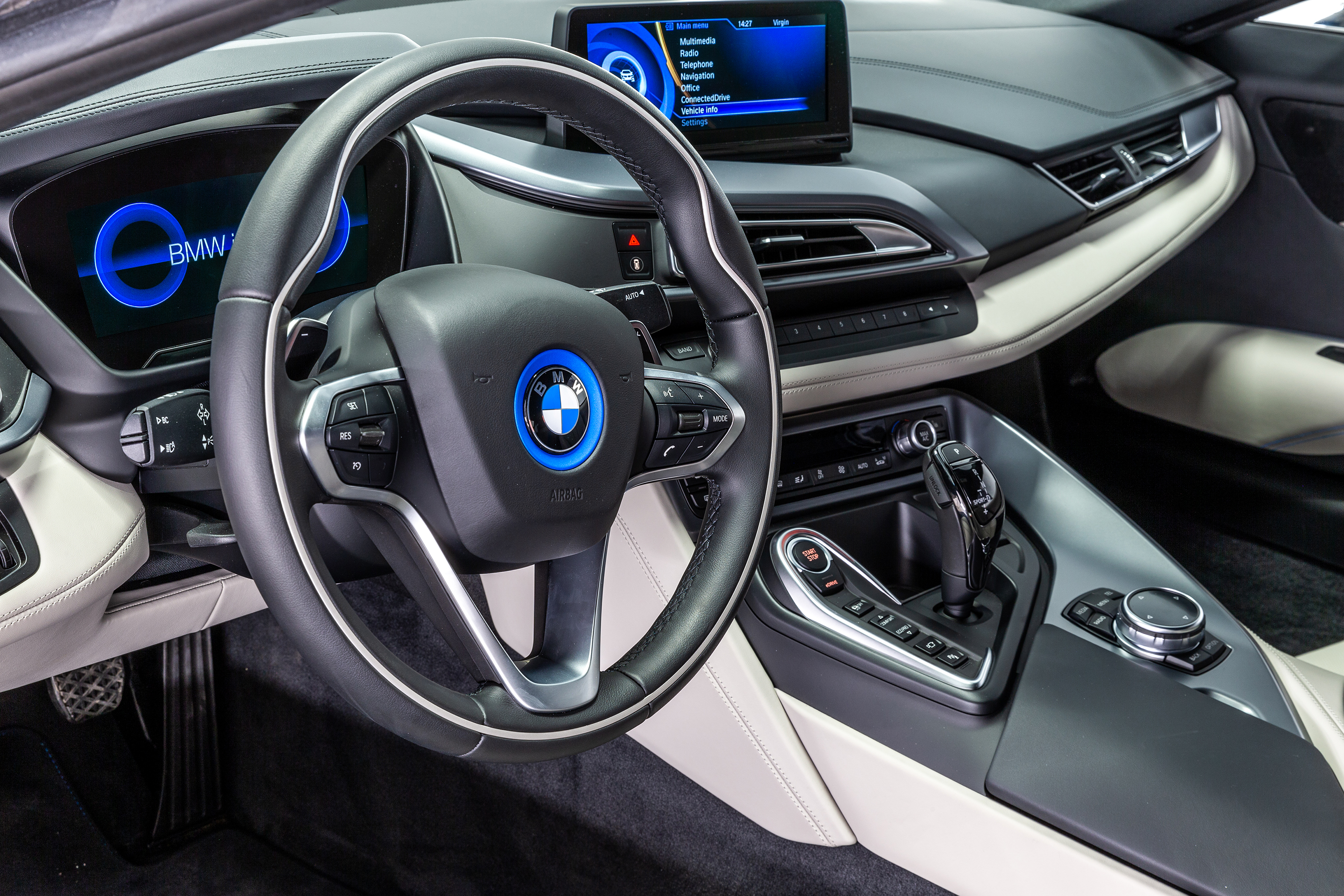 2014 BMW i8 - 210 KM for sale in Montreal, QC, Canada