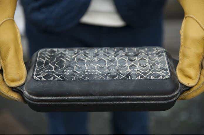 孤高の美しさ！WEEKENDERのダッチオーブンを手に入れよう！ | CAMP