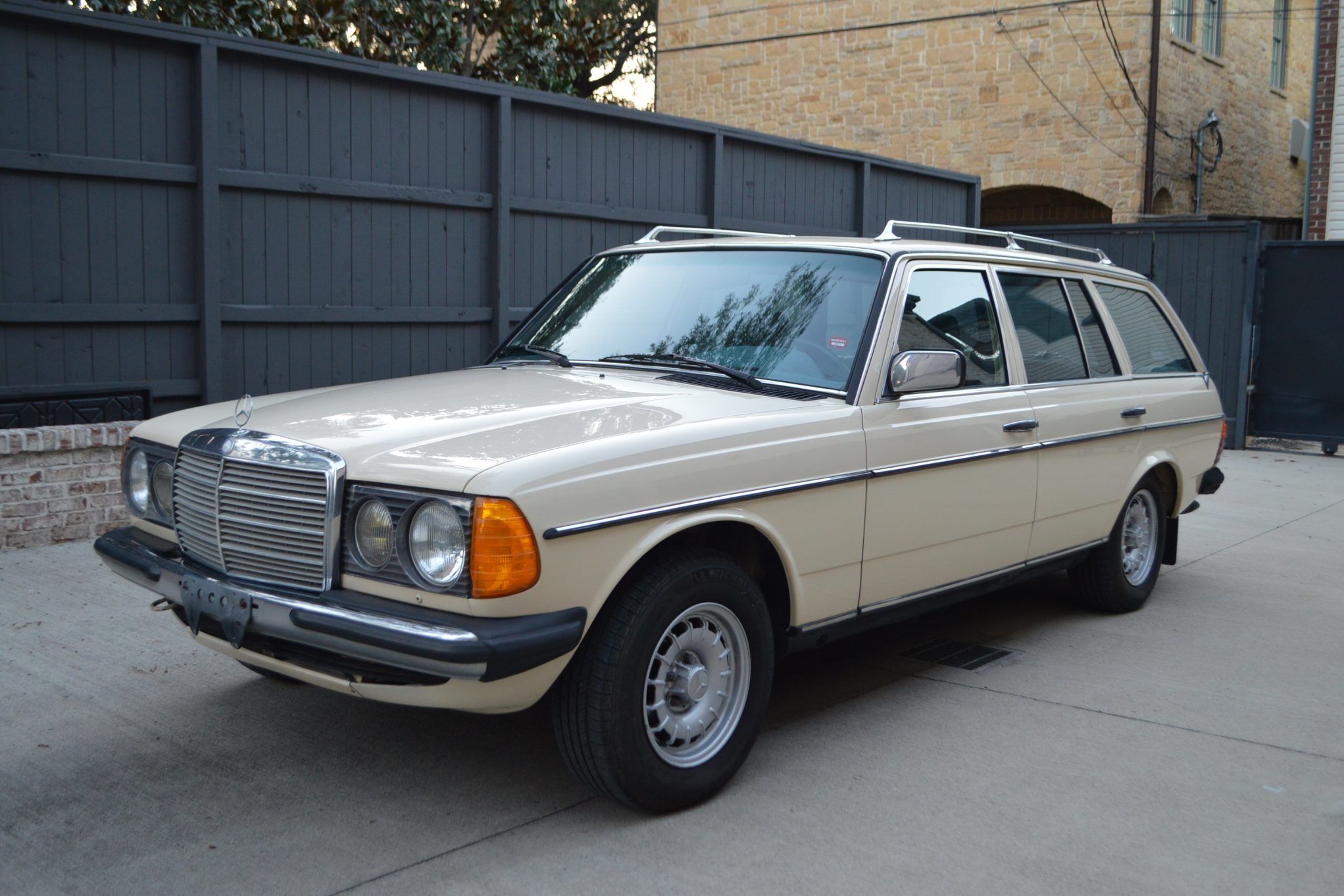 Mercedes-Benz 280TE - S123 Market - CLASSIC.COM