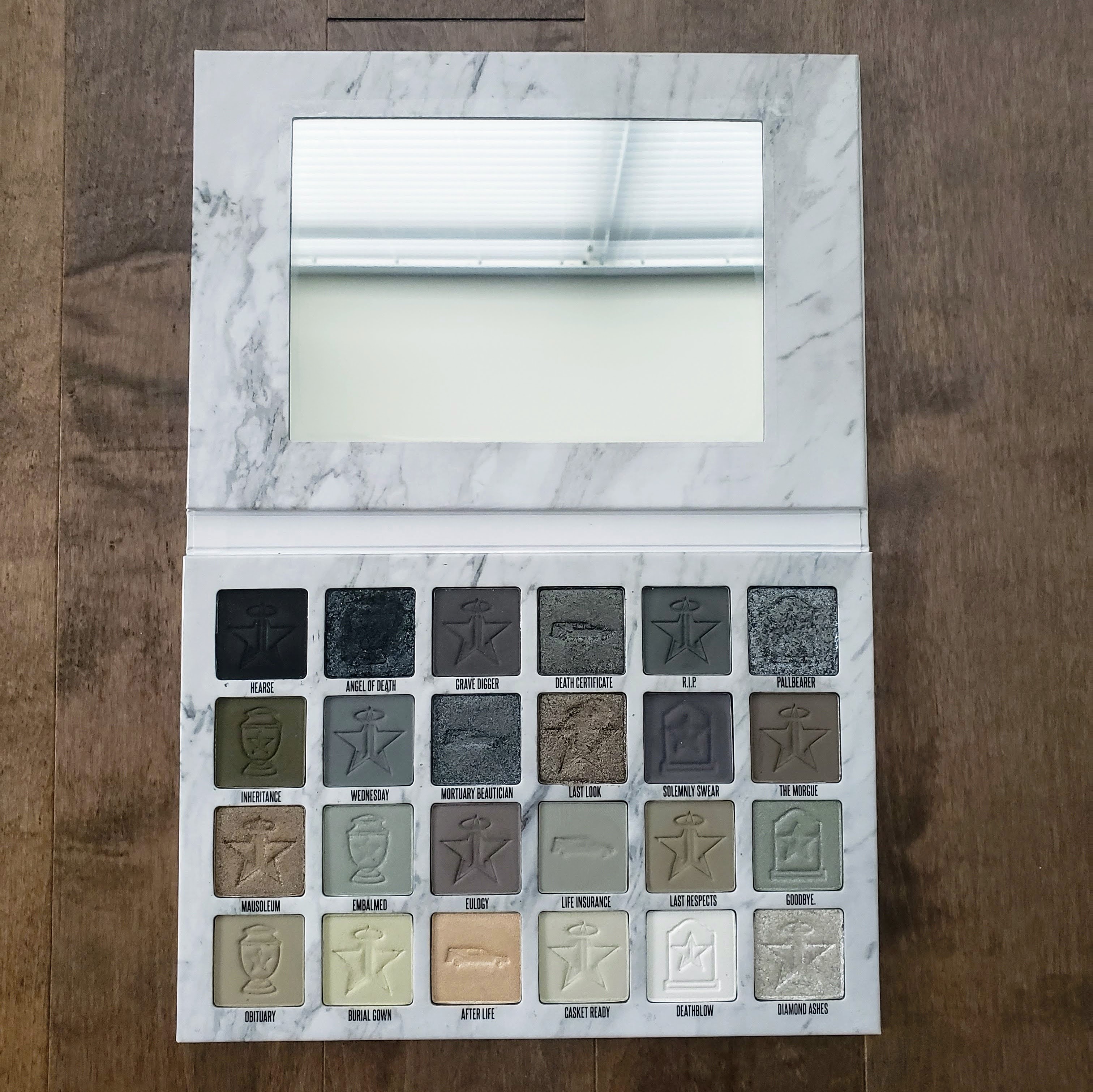 Jeffree Star Cosmetics Cremated Eyeshadow Palette Review and