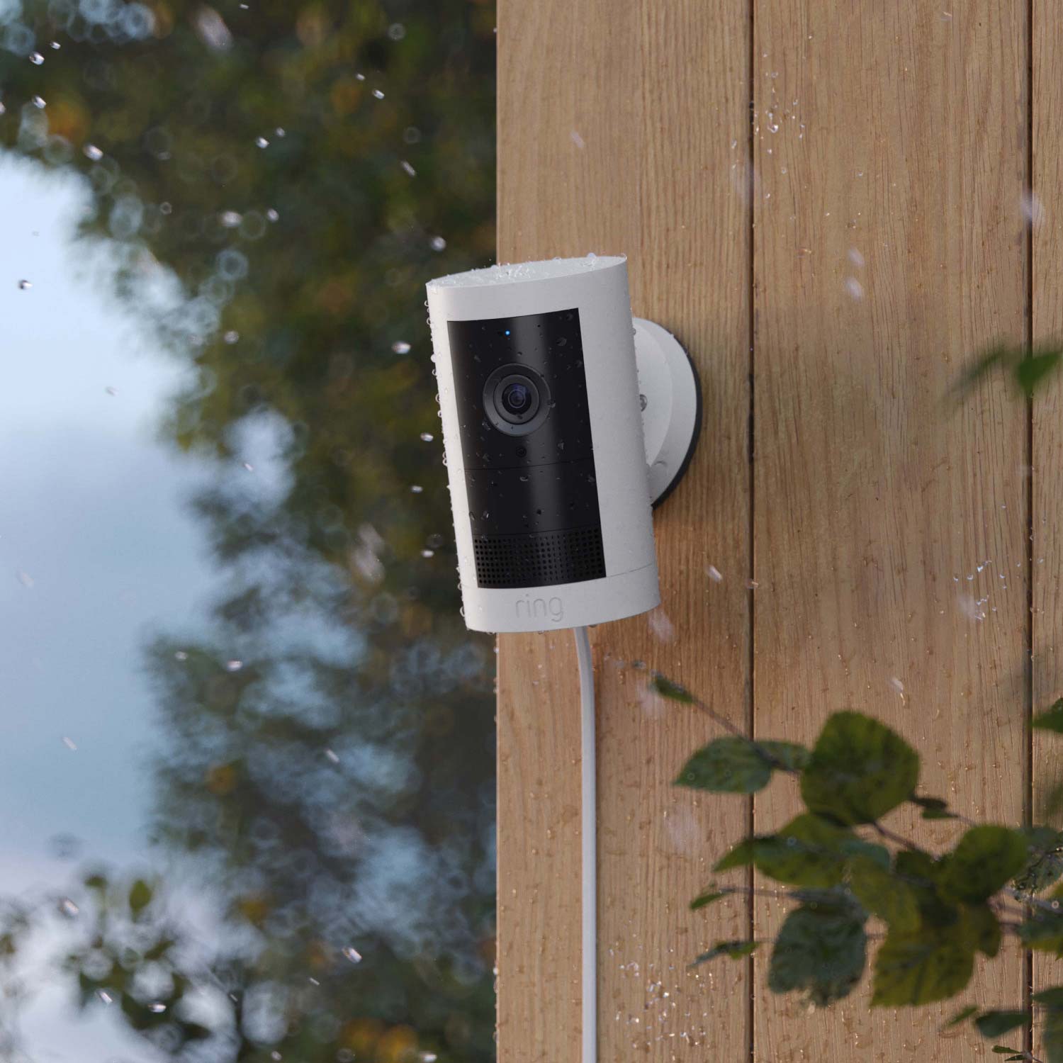 Outdoor Cam Plus - 2K Indoor Outdoor Security Camera | Ring