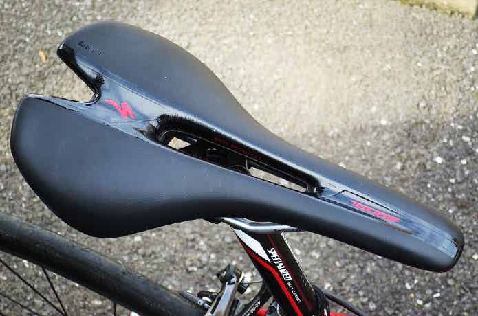 見た目も性能もピカイチ。スペシャライズドのサドルがおすすめです