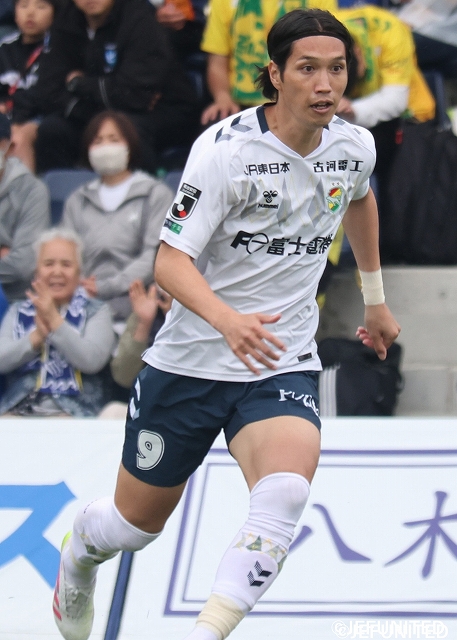 HATTRICK（ハットトリック）-選手の想いをファンへ届ける公式
