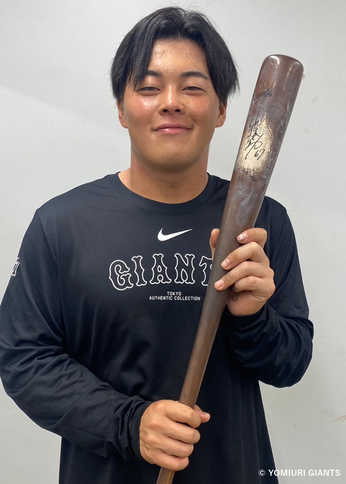 阿部慎之介選手（ジャイアンツ10）現役時代バットサインなし 読売