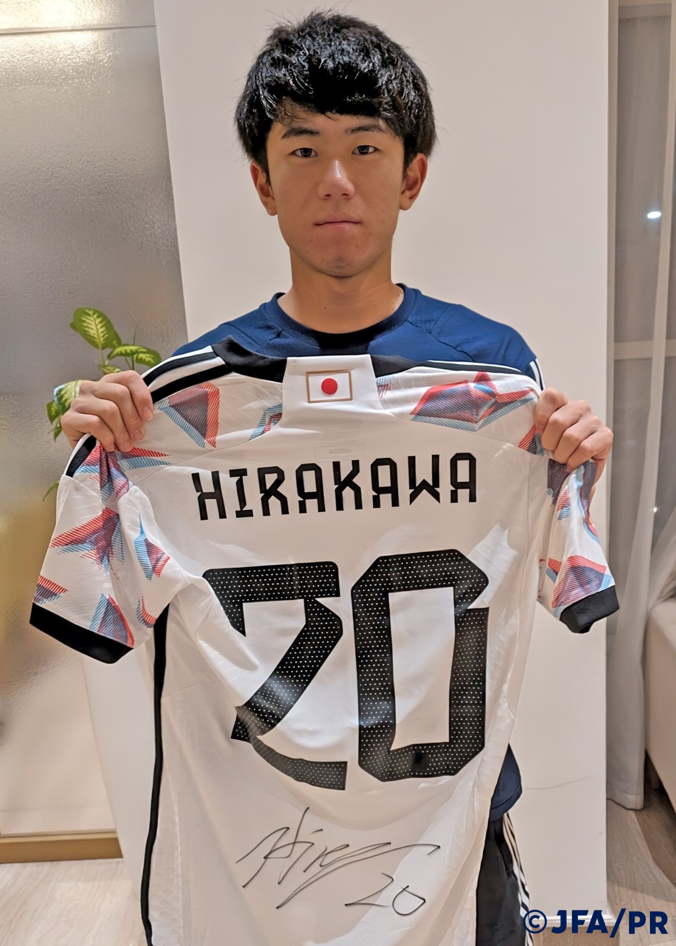 町田ゼルビア 平河 悠 サイン付きユニフォーム HATTRICK（ハット
