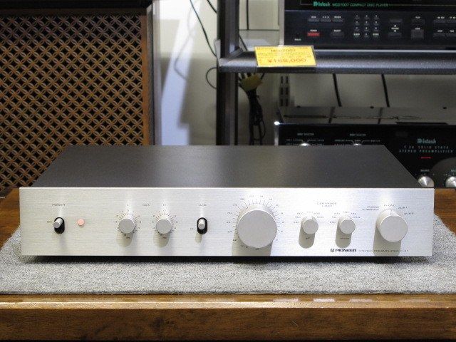 ✨️レトロ✨️1978年製 Pioneer C-21 プリ アンプ ✨️レトロ✨️1978