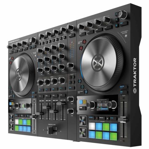 NI Traktor Kontrol S4 MK3 with Odyssey Black Case & Light | IDJNOW