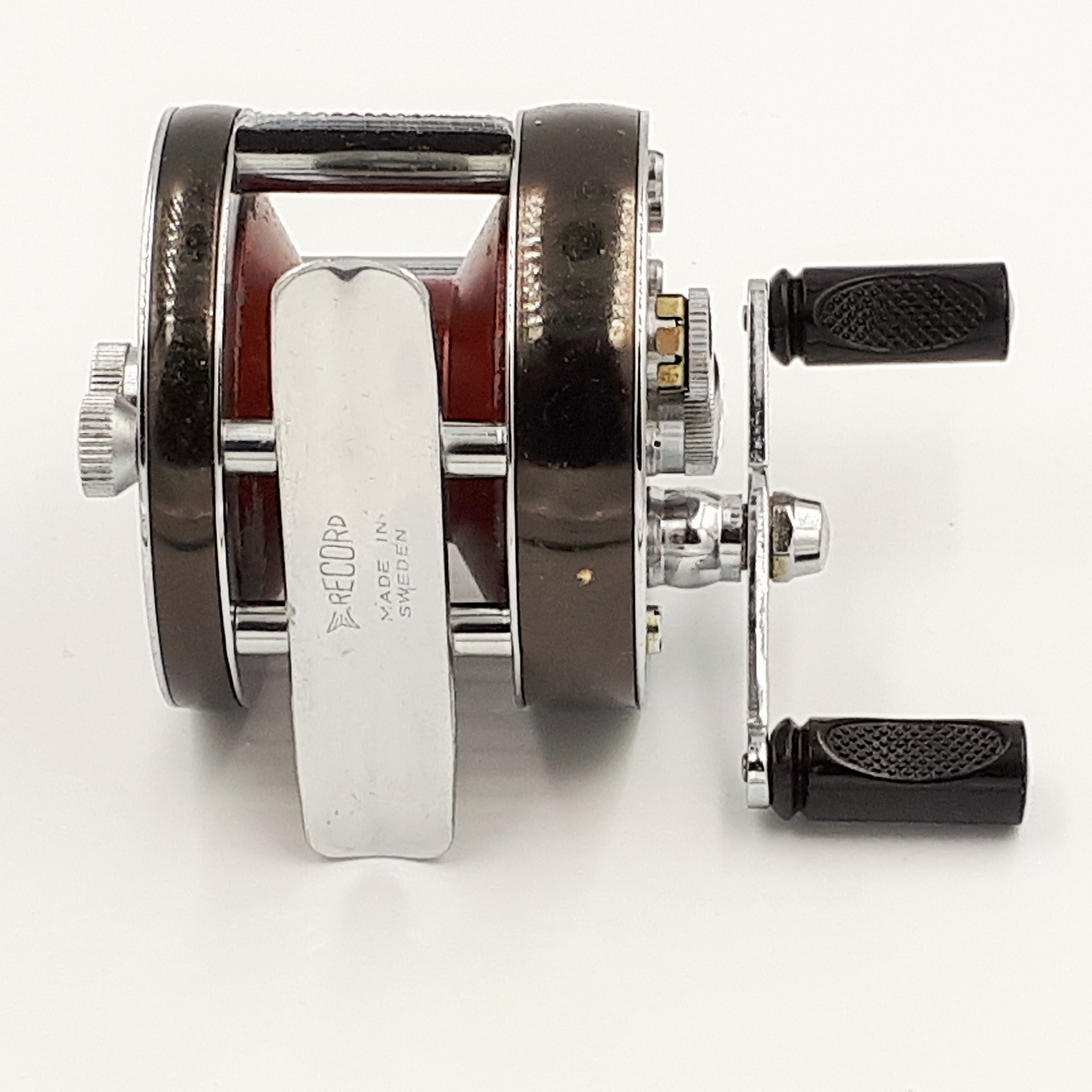 Help with valuation please. ABU Record Sport 2100 complete with