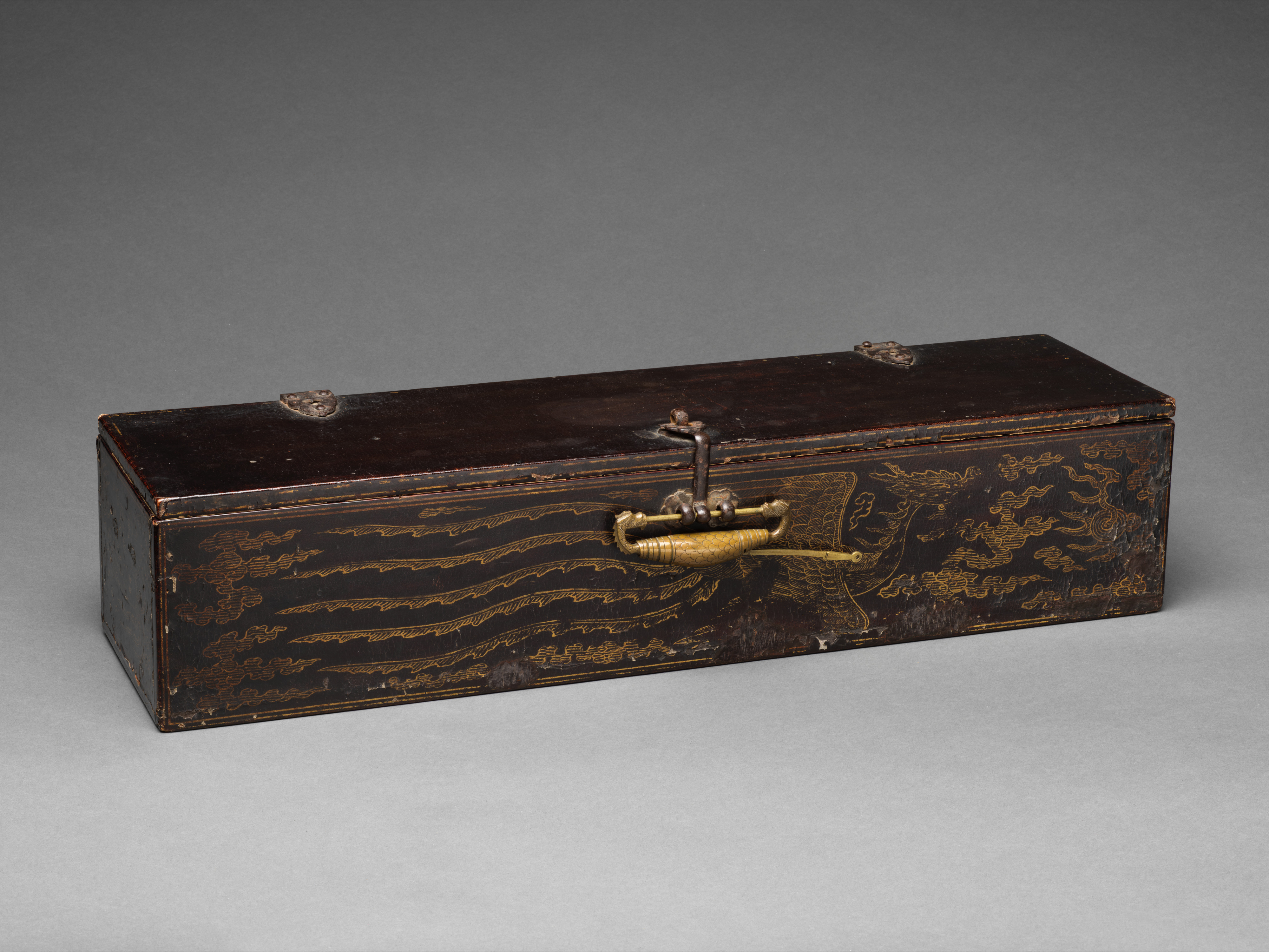 Black lacquer box with phoenix designs - Korea - Joseon dynasty