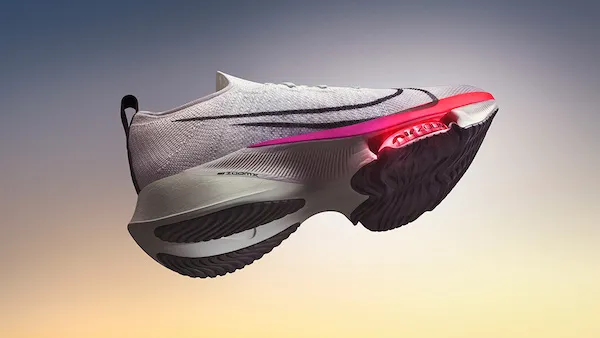 NIKE エア ズーム テンポ ネクスト% (AIR ZOOM TEMPO NEXT%)のクチコミ