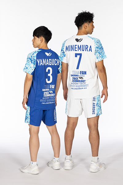 東レアローズ男子バレーボール部の新ユニフォーム開発について