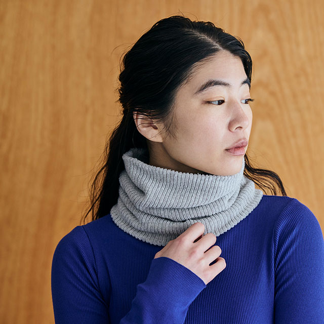 空気で保温するワシオ式起毛のネックウォーマー｜服飾品｜中川政七商店