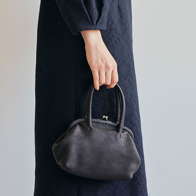 鹿革のがま口ハンドバッグ｜かばん｜中川政七商店 公式サイト