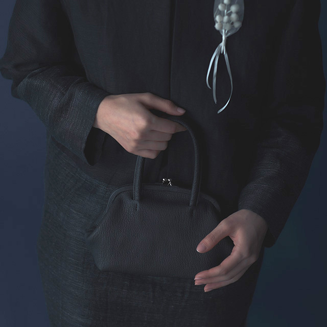 鹿革のがま口ハンドバッグ｜かばん｜中川政七商店 公式サイト