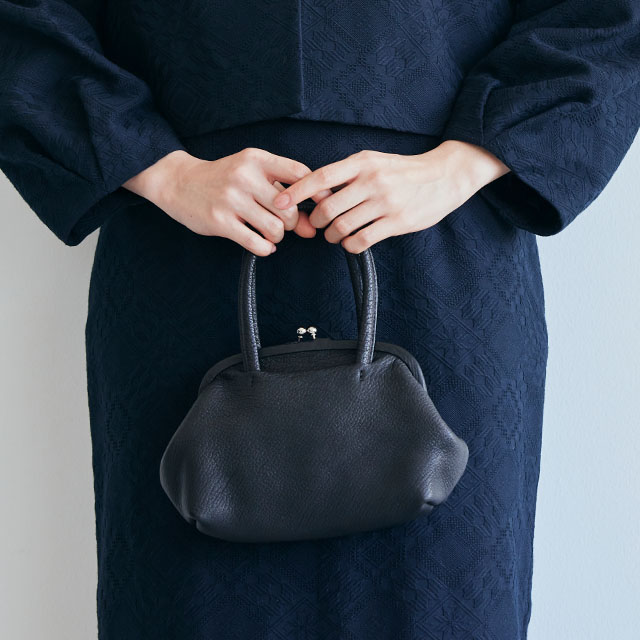 鹿革のがま口ハンドバッグ｜かばん｜中川政七商店 公式サイト