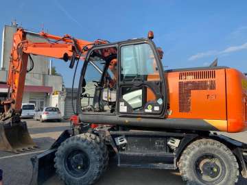 Wheeled Excavator Hitachi Zx170w-5b used - Excavators (Wheeled