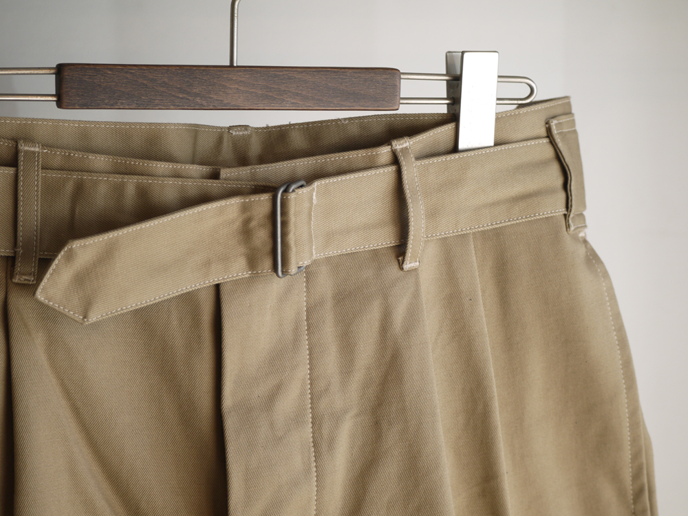 COMOLI BELTED CHINO PANTS — TF Blog