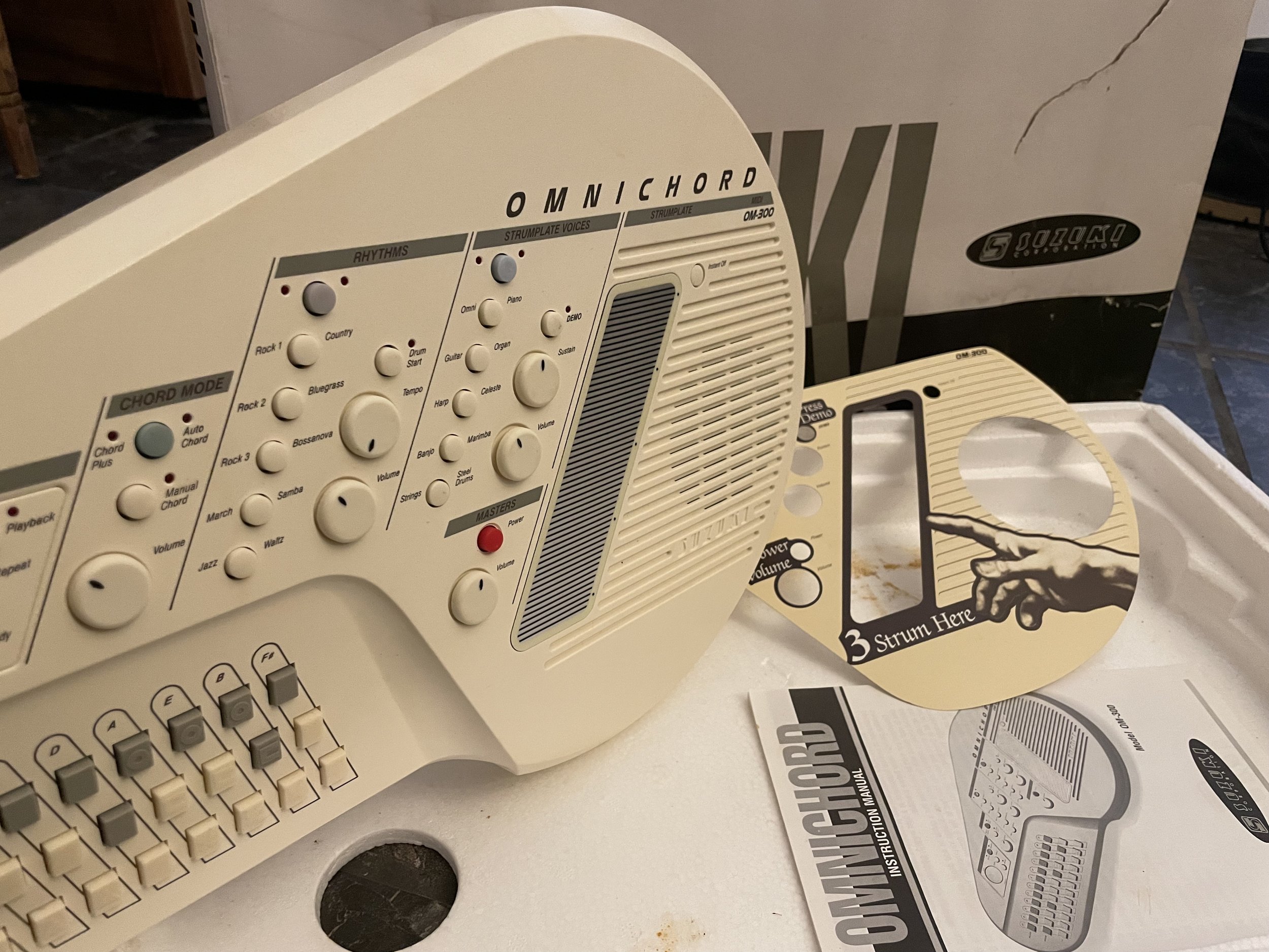 Suzuki Omnichord OM-300 — Nashville Omnichord Supply Co.