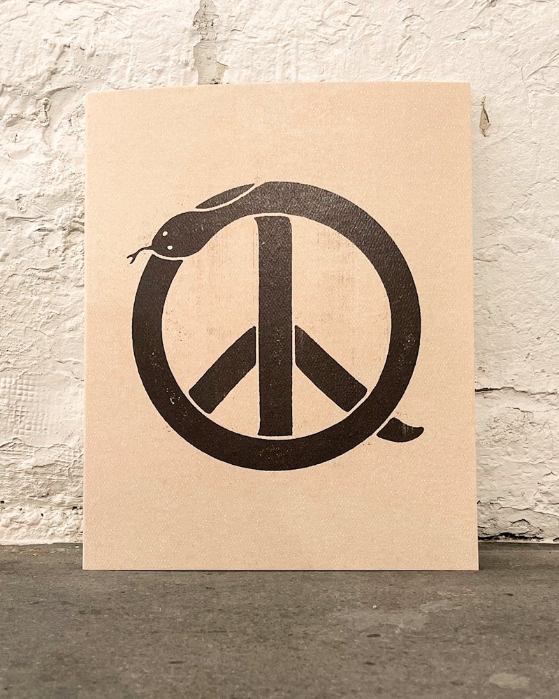 Peace Sign Snake | Amber Morgan