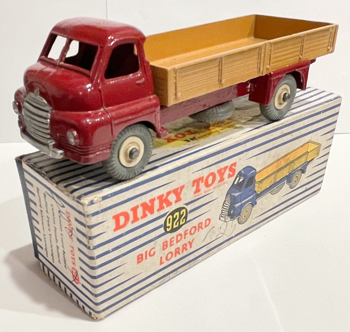 Clean Boxed Dinky 922 Big Bedford Open Truck — Tobias Toys & Trains