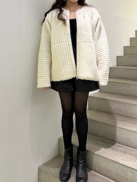 HOMME PLISSE ISSEY MIYAKEのノーカラージャケットを使ったレディース