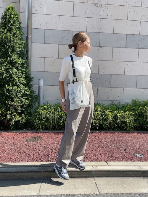 H＞トロピカルハイウエストサスペンダーパンツ（スラックス）｜H