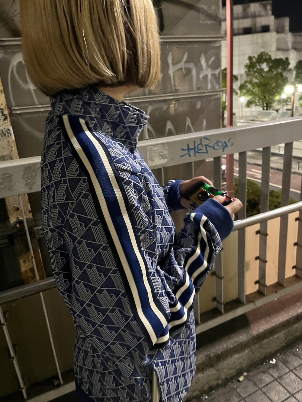zaitsu(LACOSTE HARAJUKU店)｜LACOSTEのジャージを使った
