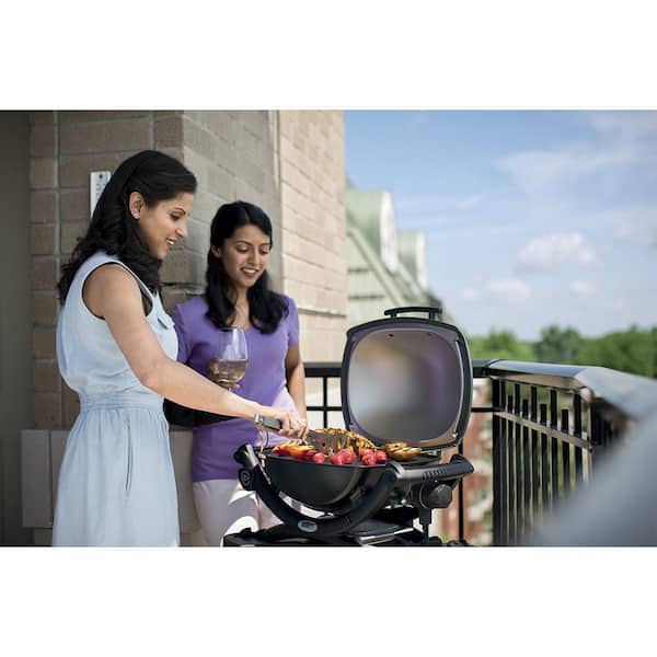 Weber Q 1400 1-Burner Portable Electric Grill in Gray 52020001