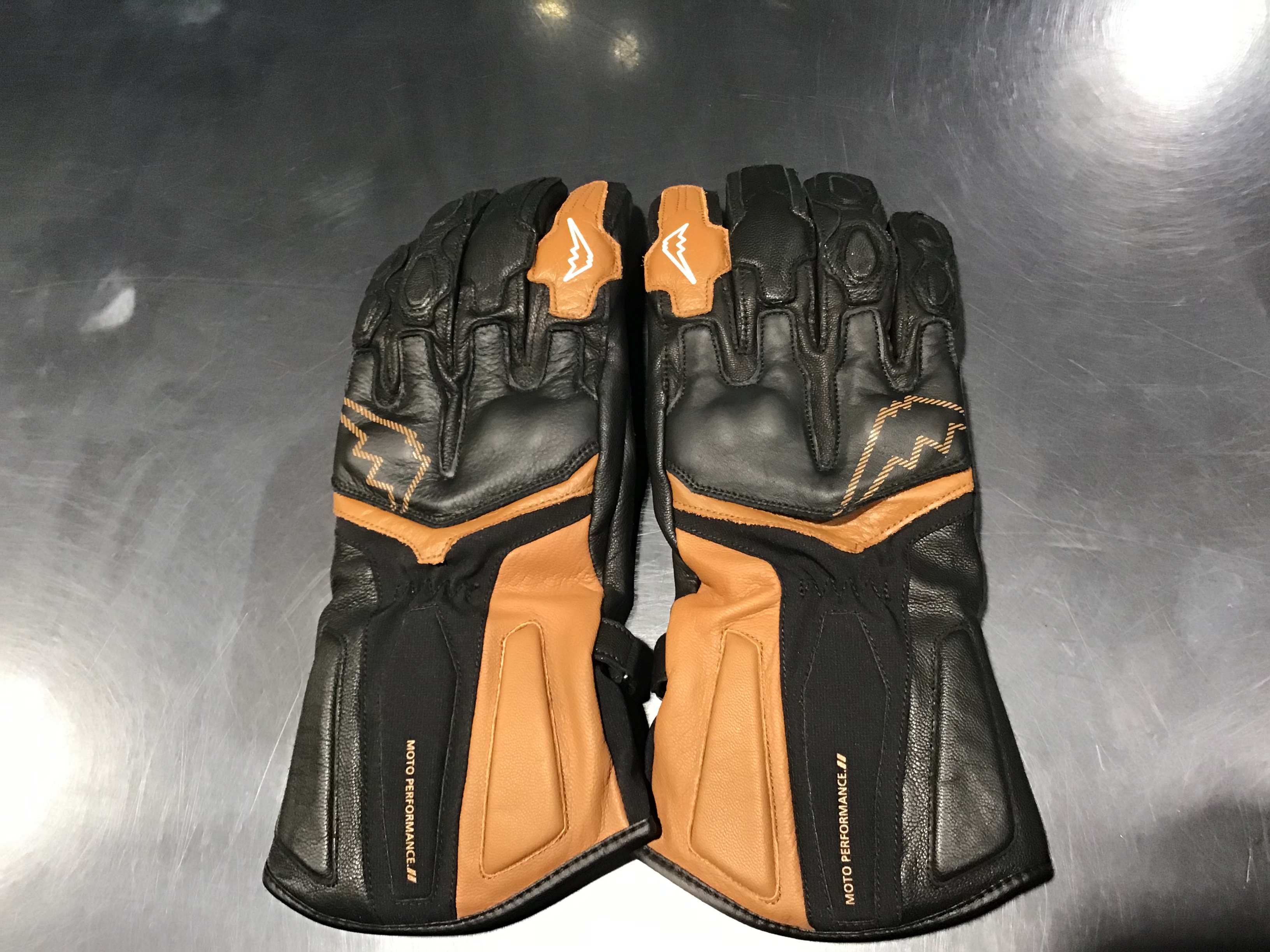 入荷速報≪2024年FW新作≫K-5601：GPゼストウインターグローブが入荷