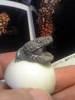 ヴェノム・ハンター with ナイジェル・マーヴェン with毒根付制作01