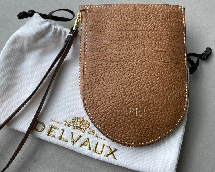 DELVAUXの『パンD』がカードケース以上お財布未満で優秀｜＠BAILA