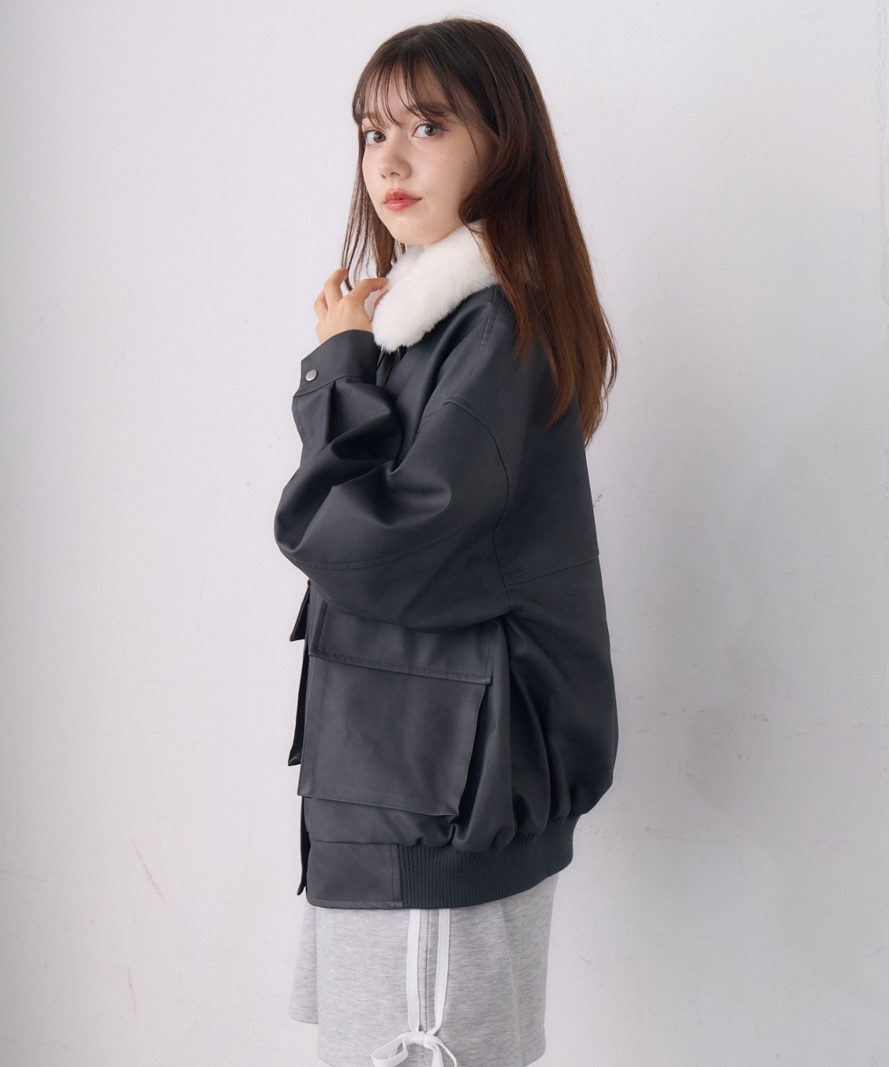 ESTIVO ネイビー ファー付きジャケット 女性用M ESTIVO ネイビー