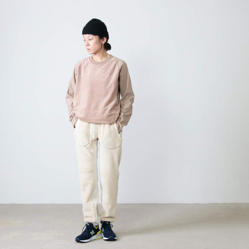 and wander (アンドワンダー) high loft fleece long pants